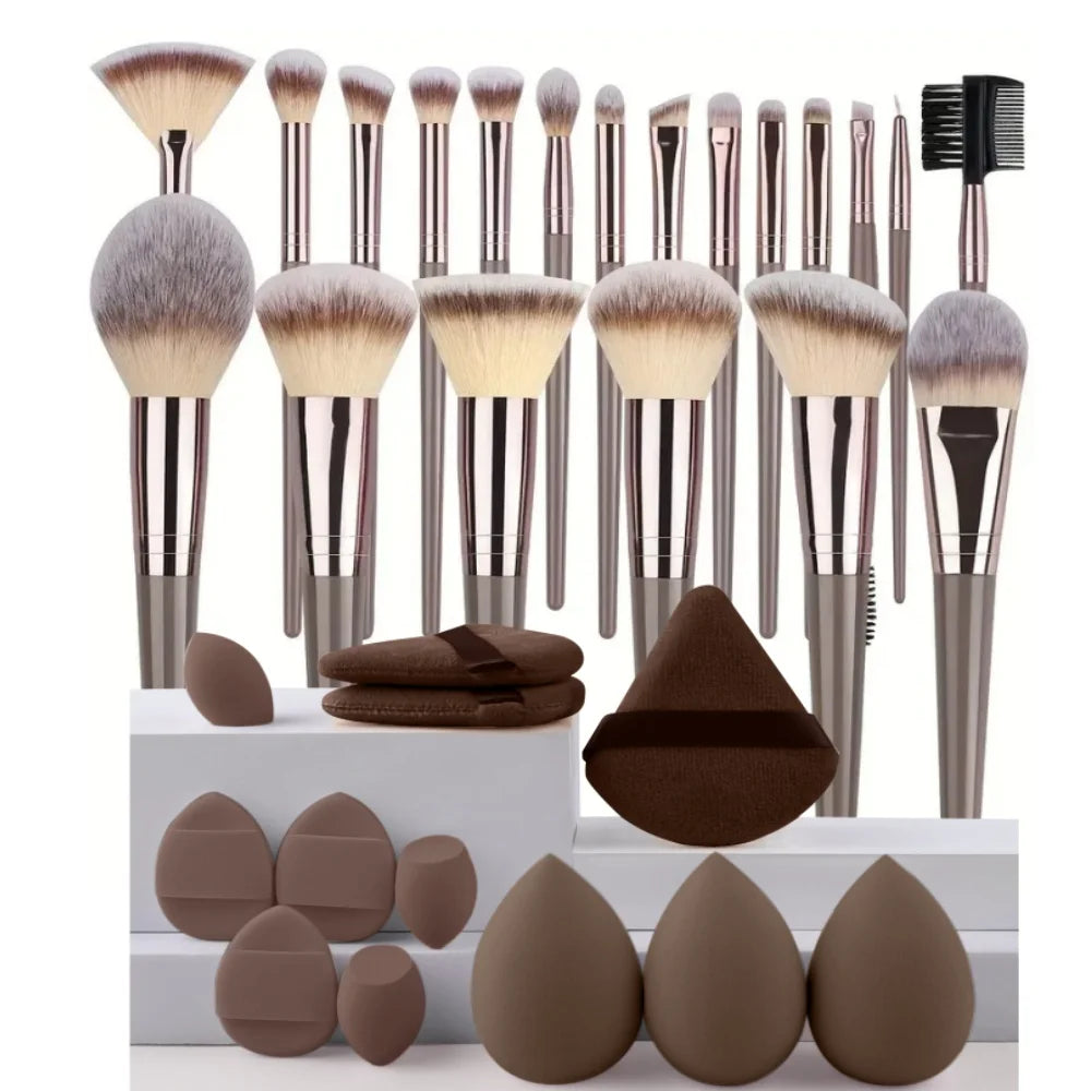 Professional Makeup Brush Set – Soft Synthetic Brushes